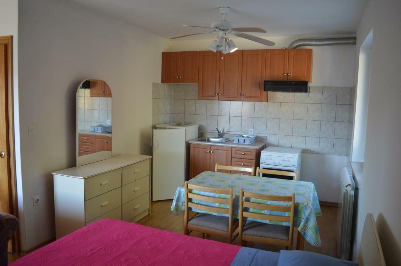 Apartments Charlie Krk Town Dış mekan fotoğraf